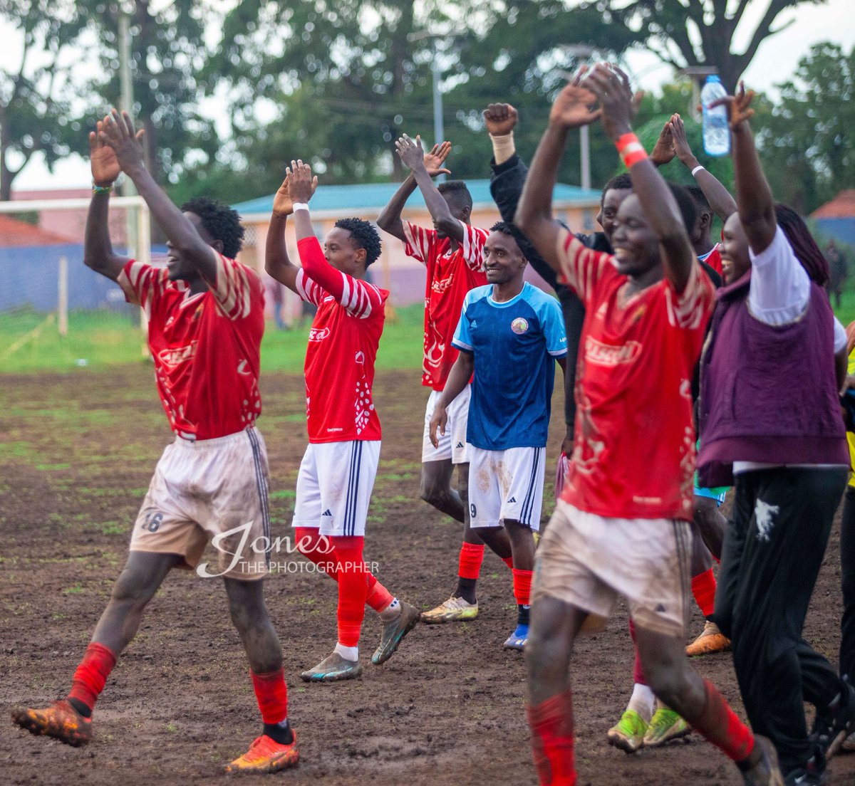 Mugerwa CK. 🦍🇺🇬 tweet media