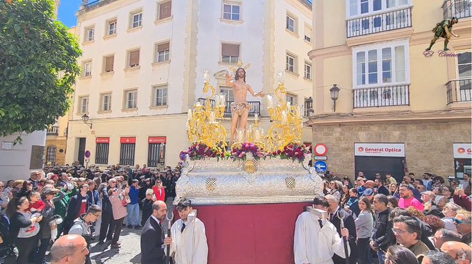 Vídeo de Jesús Resucitado en la Plaza del Palillero de Cádiz 2025
