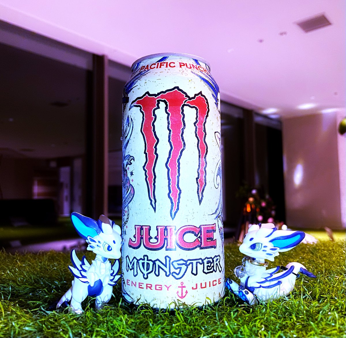 Landia_Dragon's tweet photo. Today's-ENERGY-

🔥ENERGY-CHARGE🔥

#MonsterEnergy #JUICEMonster #PACIFICPUNCH #ENERGYDRINK #エナジードリンクライフ

#小竜の旅 https://t.co/gT14wLQXNo