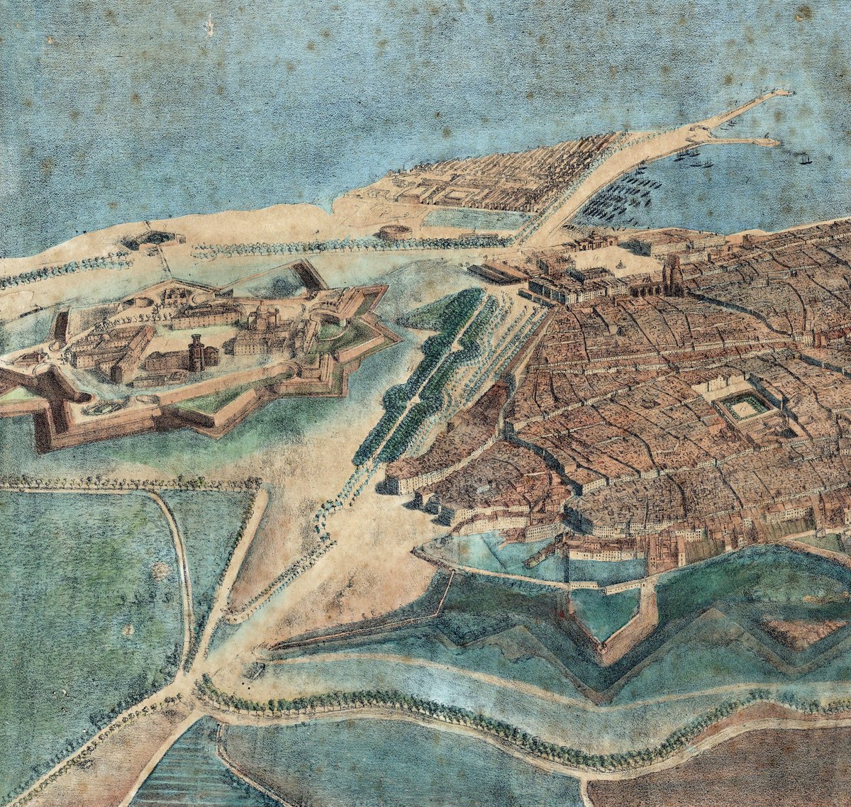 efemarq's tweet photo. Dic diabòlic perquè la funció normal d'una "cittadella" era "proteggere una città" i la seva població mentre que aquesta es féu per a sotmetre una ciutat i vigilar-ne la població. L'obsessió castellana en contra de Catalunya és realment de psiquiatra, tant ara com al segle XVIII. https://t.co/iIj6uaFbHb