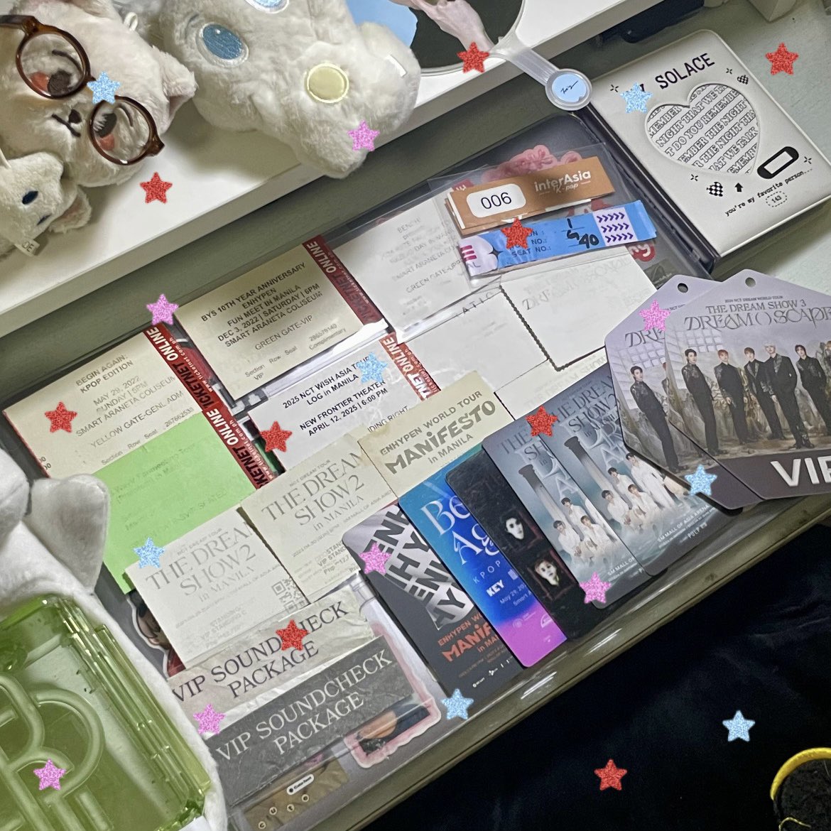 i stopped collecting photocards just to collect concert tickets instead 🌀