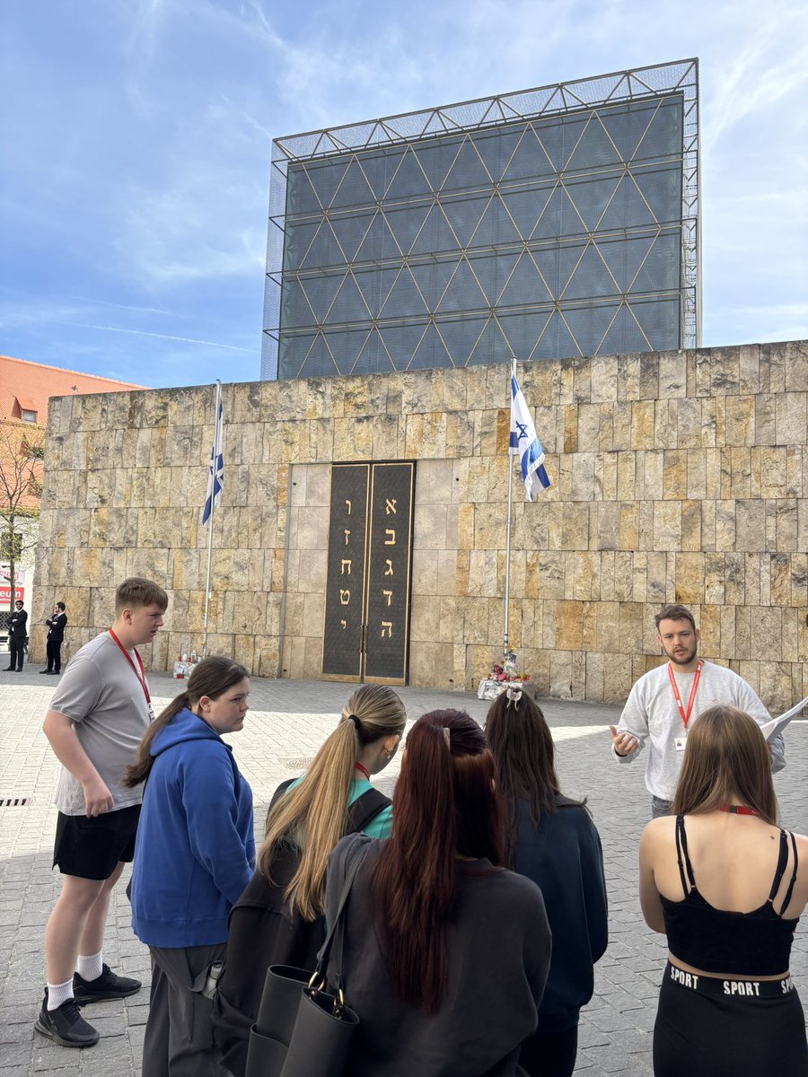 HumanitiesNC's tweet photo. Tram ride and the the Jewish Museum #nortoncollegemunich https://t.co/B8Nya8tNfP
