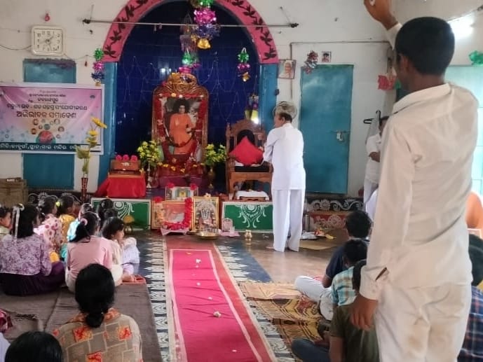 sathyasaiodisha's tweet photo. Loving Sairam..
With the blessings of Sri Sathya Sai Baba, a Balvikas Parents' Meet was organized at Dabugam Samithi, Nabarangpur District on 20th April 2025.
#Parentsmeet
#Balvikash
#Nabarangpur
-Media Team https://t.co/cRu74Crekk