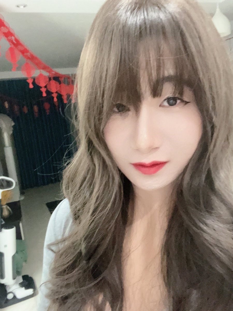 yu04729137's tweet photo. 慢慢发我的照片，这里不怕碰到熟人 #伪娘 #cdts #变装 #男娘cd https://t.co/C1LaHULv6i