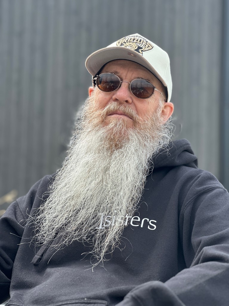 ShinnTypeInc's tweet photo. Exclusive @_1_sisters hoodie; featuring Shinntype in their logo design of course 🔥 Thank you @richnines ✨️

https://t.co/f9tSEPCdbi https://t.co/iMKXQpag3Y