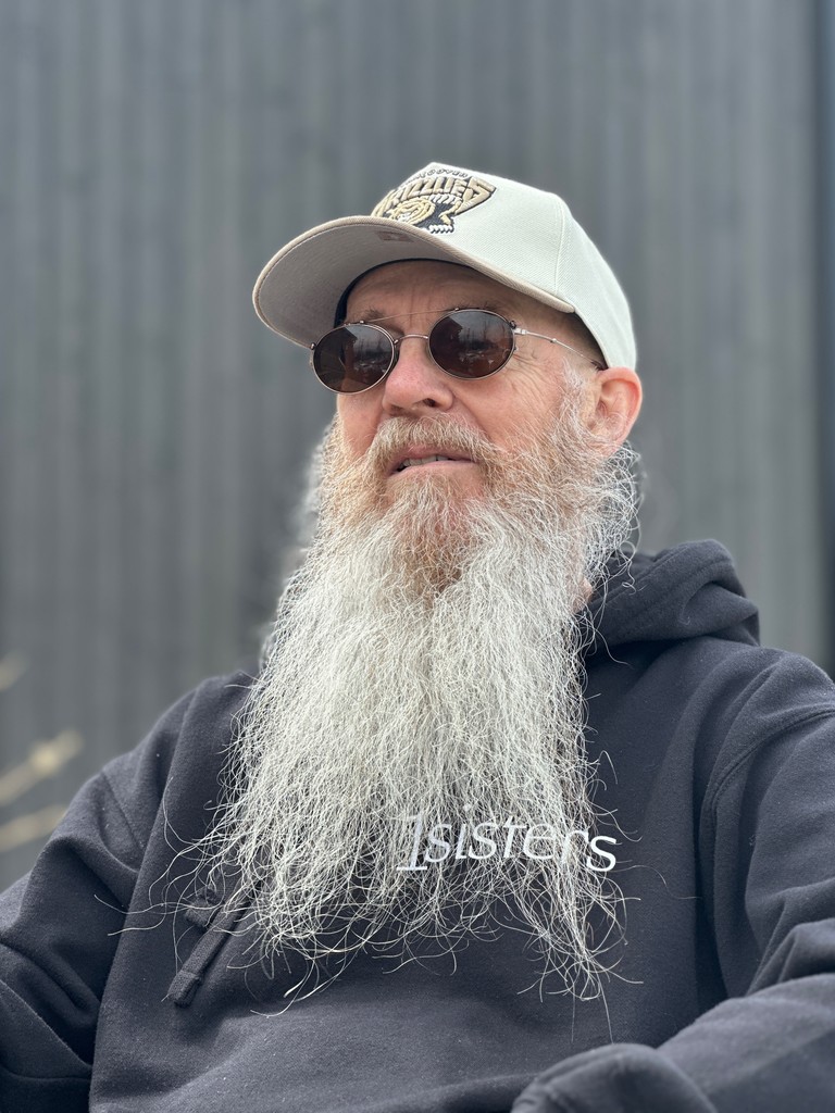 ShinnTypeInc's tweet photo. Exclusive @_1_sisters hoodie; featuring Shinntype in their logo design of course 🔥 Thank you @richnines ✨️

https://t.co/f9tSEPCdbi https://t.co/iMKXQpag3Y