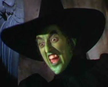 SarinGasFelon's tweet photo. 👸🏻or 🧙🏼‍♀️?? #cdhc https://t.co/RykIGs6QKy