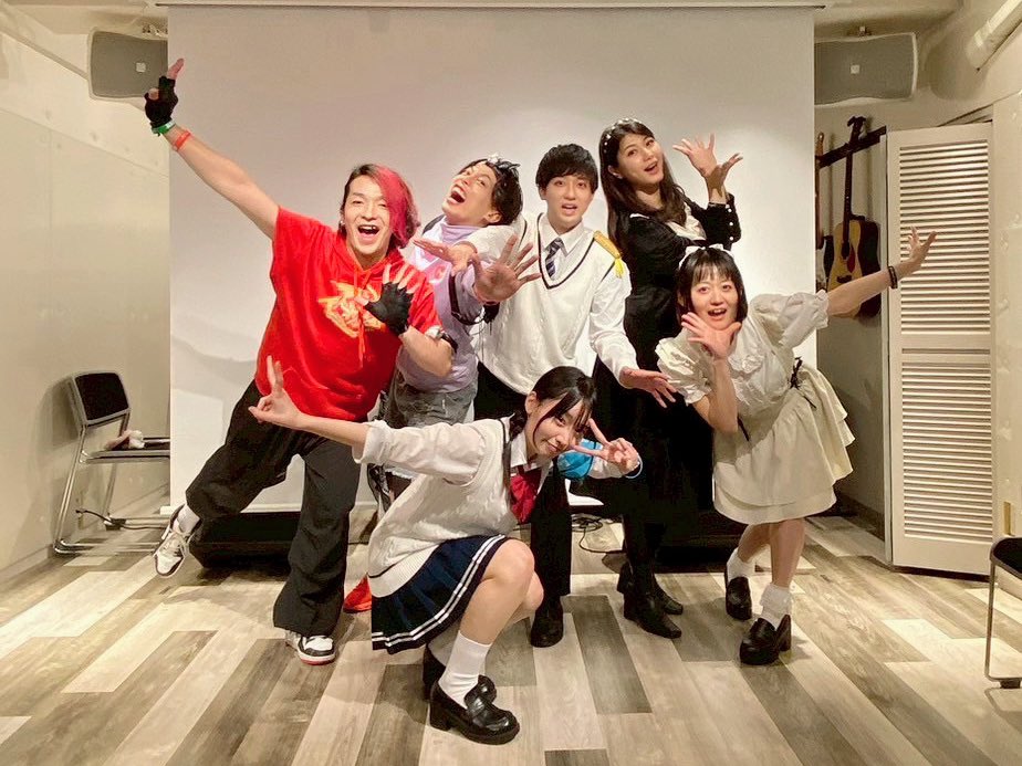 ProjectEAS's tweet photo. ｢ #英雄学園RE｣DVDリリース記念応援上映会、13:00/18:00どちらも無事に終了いたしました！
ご来場いただいたお客さま･ゲスト出演してくださったキャストの皆さま、本当にありがとうごさいました☺️
DVDぜひたくさん観てくださいねっ！

これからも【英雄学園】をよろしくお願いいたします！！ https://t.co/BXEpdMqjSv