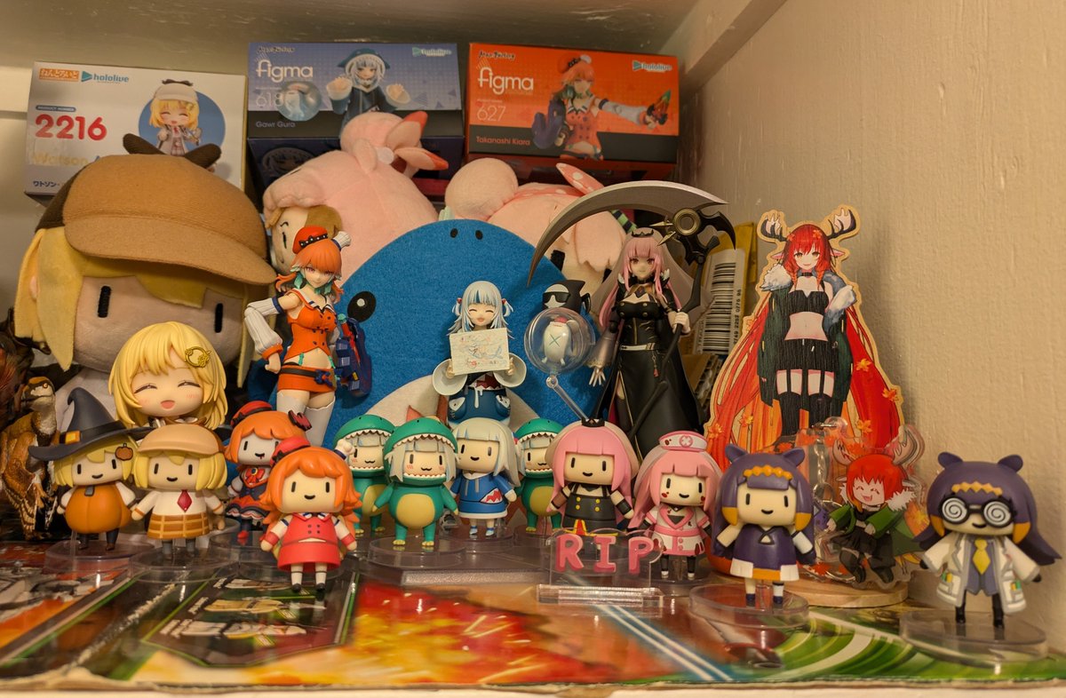 EnterprisesTorp's tweet photo. Probably too late but I didn't just do the fastest decluttering in my life for nothing 
 #MoombaGoombaRoomba https://t.co/qfuo6j9kTu