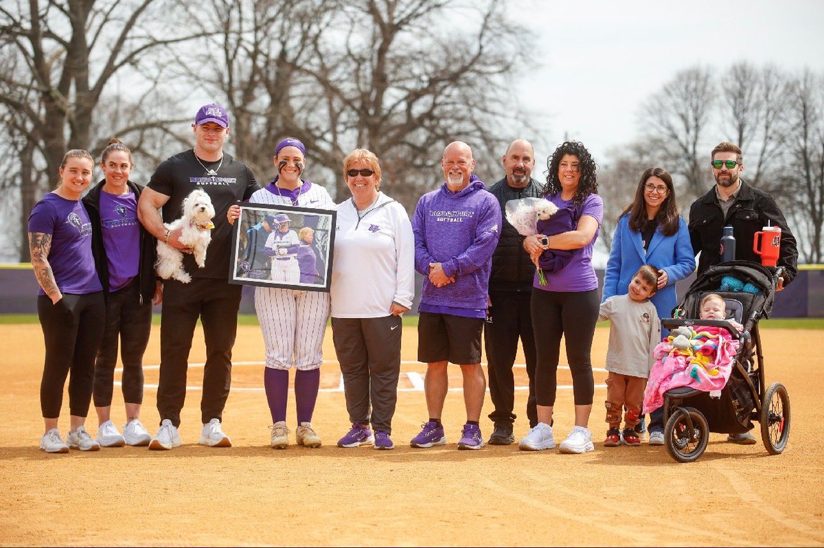 Thank you Seniors!! 💜⚔️
Such a beautiful day to celebrate our seniors! We wish you luck in all of your future endeavors!