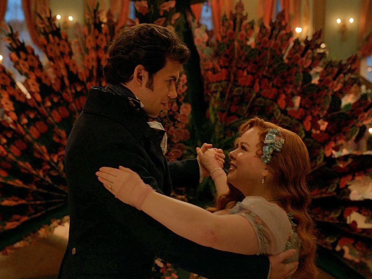 tisthezenseason's tweet photo. redhead walks into the room and his whole world shifts https://t.co/3mPBgKcIdJ