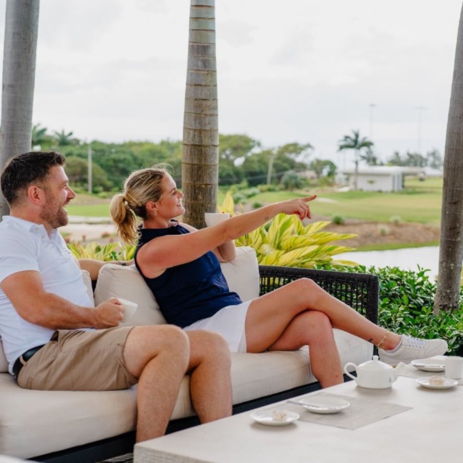 Carly Booth tweet media