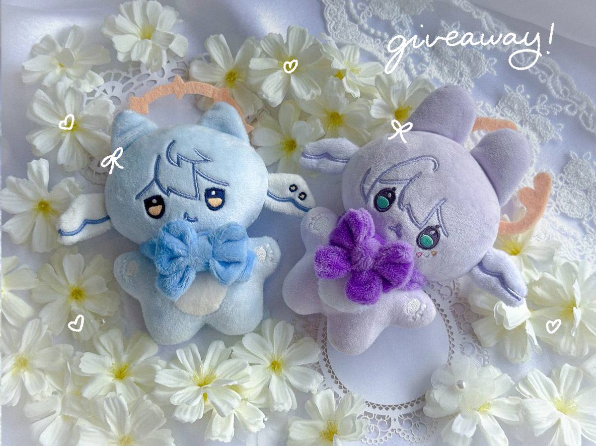 hosting a giveaway for the last week!!! winner will get 1 full sunday cat + robin bunny bundle!!! can ship worldwide

- like + rt

thats all !!! if u already ordered, i’ll give a full refund!