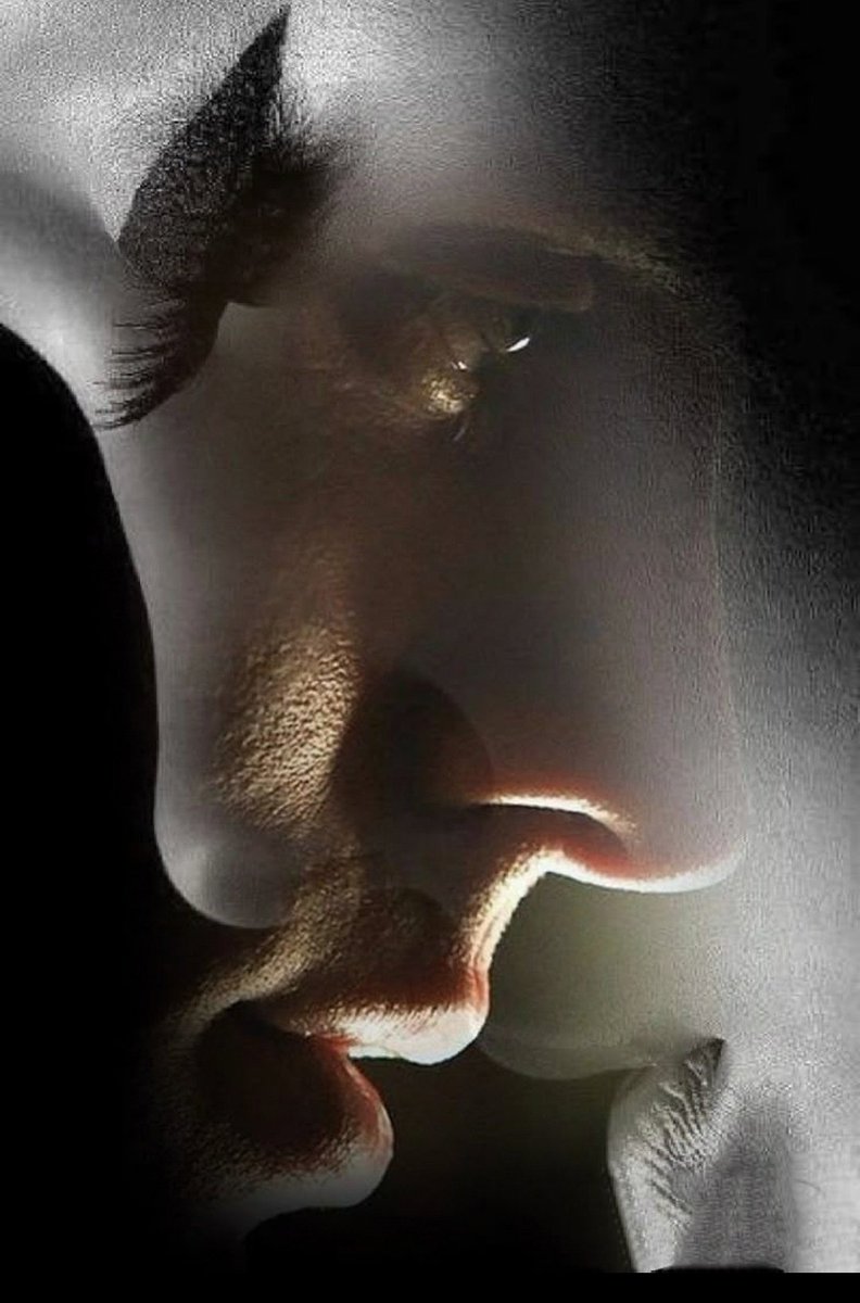 SEN⭐⁉️ 
Benim HAYALİMSİN 
DiLerim bir GÜN 🤷 
NASİBİM oLursun♥️ 
MutLu AkşamLar 
✨🍂♥️⭐😎♥️🦅