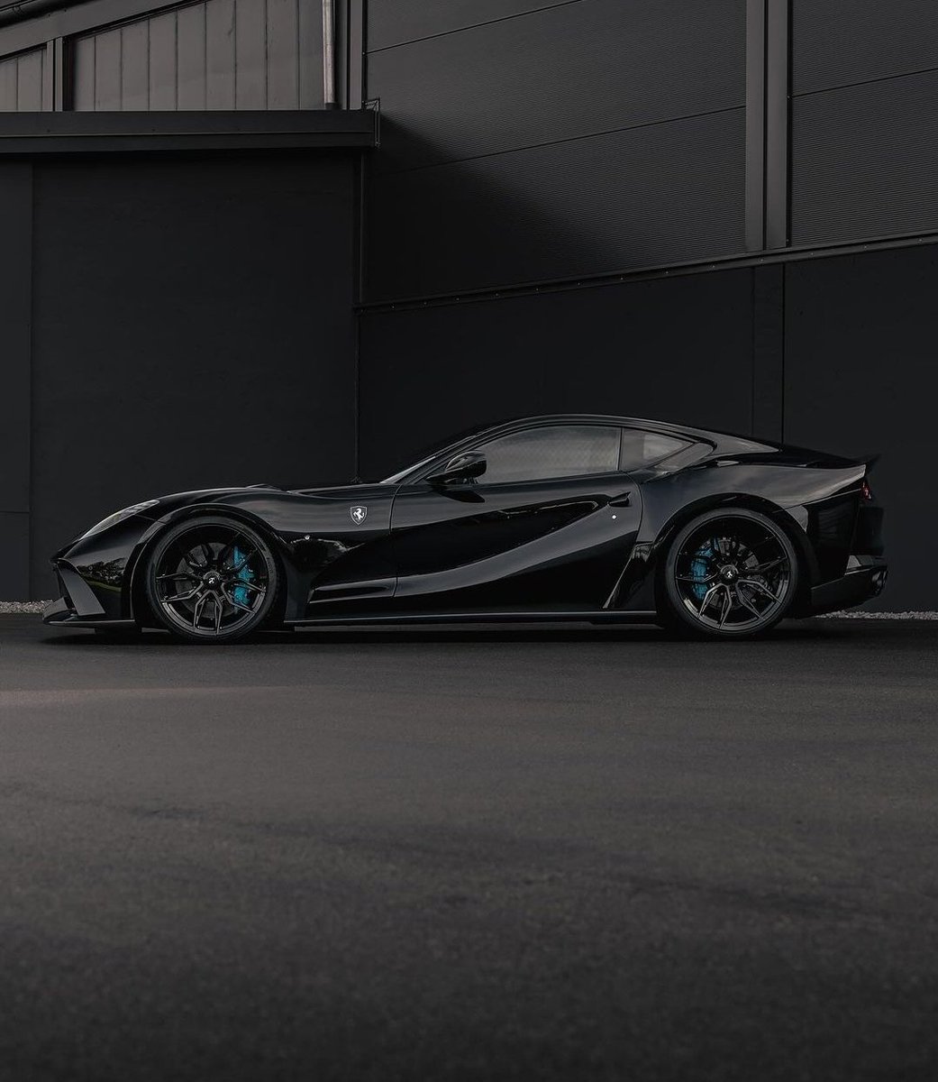 Novitec Ferrari 812 N-Largo S