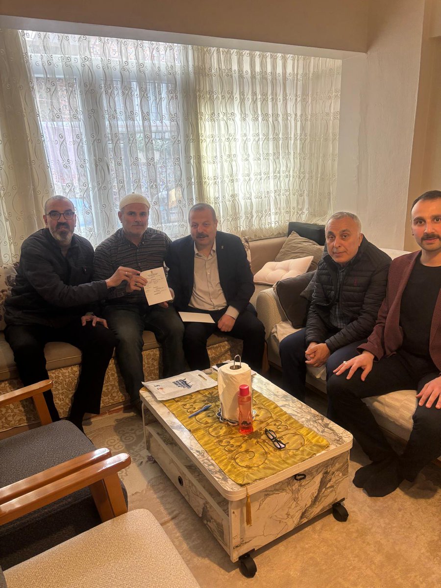 alisuat_28's tweet photo. Ak Parti Bağcılar Hürriyet mahallesi olarak üyelerimizi, ziyaret ederek üye kayıt çalışmalarımıza devam ediyoruz
#HerMahallesiyle Bağcılar
@akparti 
@akpartiistanbul
@abdullahozdemir
@MYGultepe
@demirkik https://t.co/l6z4hUZOC8