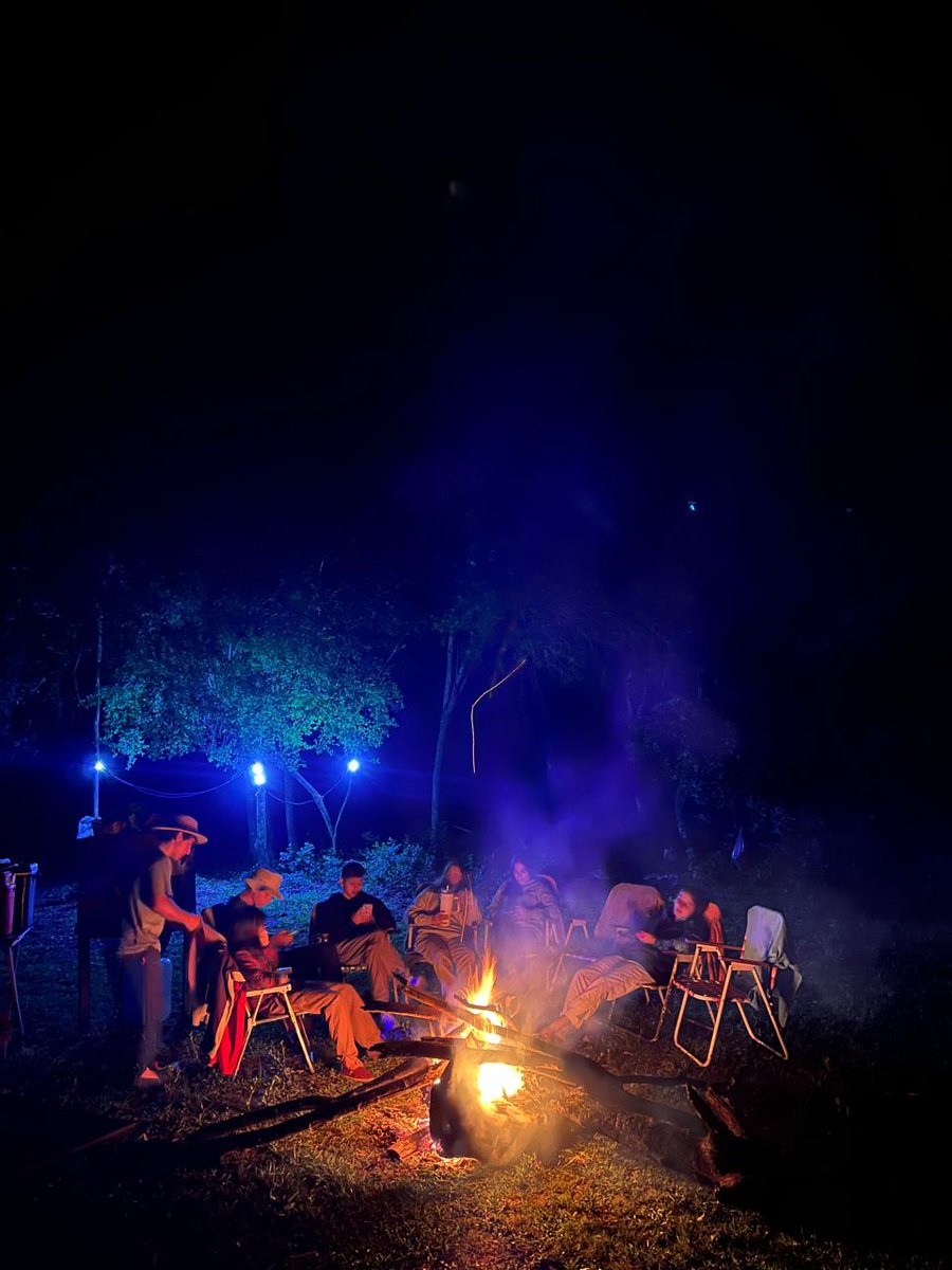 QuarinLucia's tweet photo. 🏕❤️‍🩹🌾🫂 https://t.co/Ko9U27u5Nz