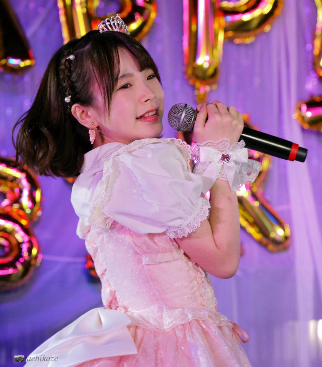 tachikaze1186's tweet photo. 凄い成長した姿に
うるうるでした。。。
2025.4.19
りのえま生誕祭2025
#Foreverfever
#ロワベリ #ローワンベリー
#ロワベリに写真
#りのは🤍#近藤りのは
#りのはっぴー
#北海道 #旭川 #アイドル
#推し活 https://t.co/TheQQfbyxO