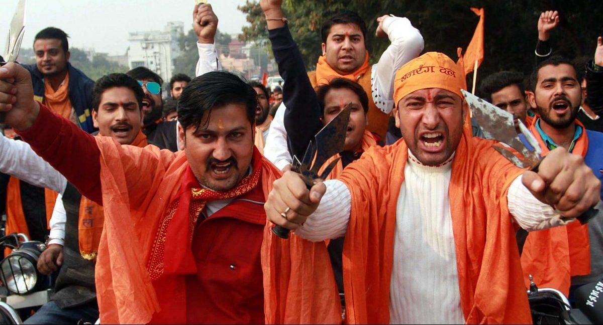 quranwithnur's tweet photo. @Nher_who The way she is calling her crowd bhaks, no wonder they all belong to the family of janglees and moneys will never accept themselves as janglees. Her crowd of andhbhakts with #DevilModi 👹 as their ring leader😏 https://t.co/9dtUWeP7IY
