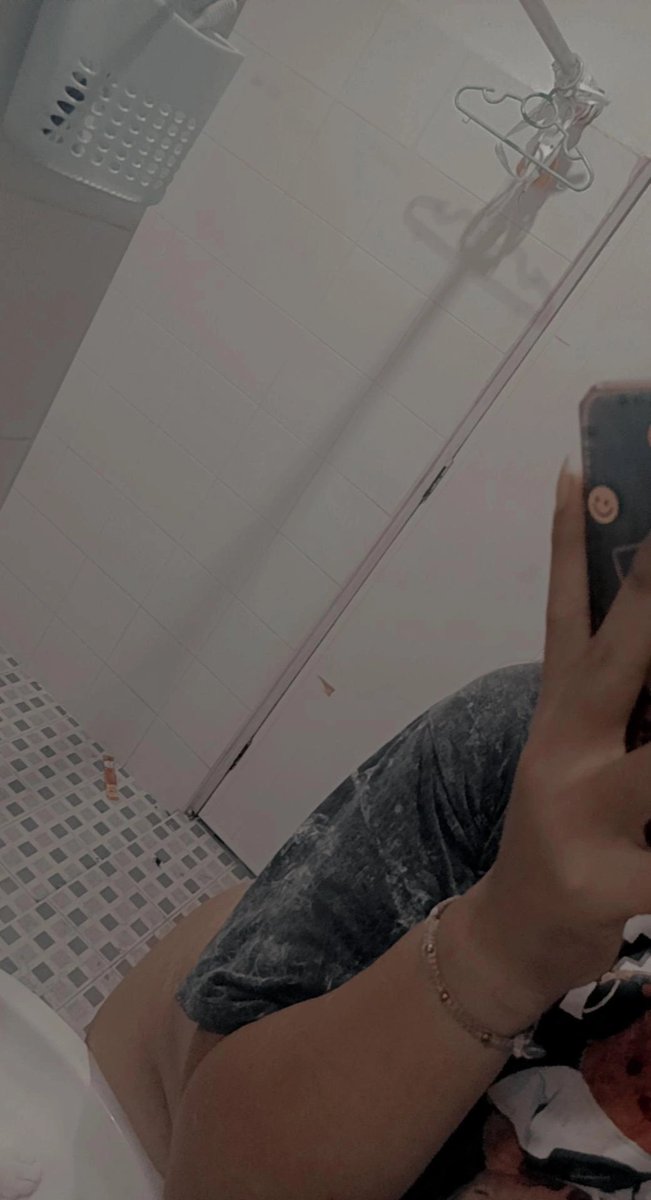 maymay tweet media