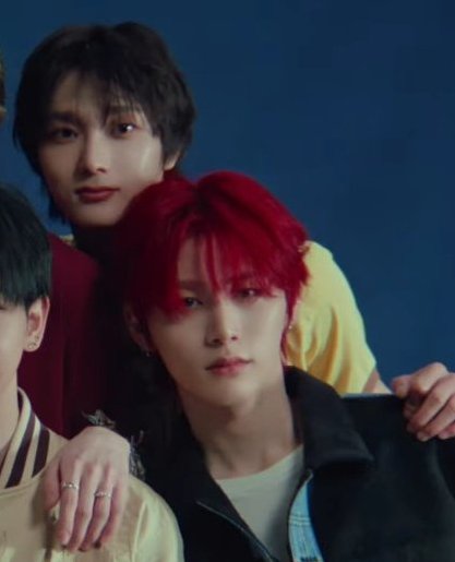 anklerum's tweet photo. ever since ᴛᴀᴇѕᴀᴎ revealed his red hair, ѕυᴎɢʜᴏ can't stop thinking about him.

but ѕυᴎɢʜᴏ knows that sleeping with ᴛᴀᴇѕᴀᴎ could break the group and his relationship, so he asks his girlfriend if she could fuck him with a red wig on tonight instead https://t.co/g6Kp6AraW7