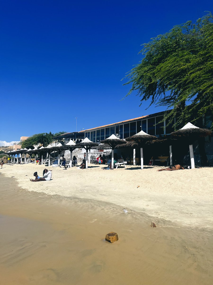marisalourenco's tweet photo. 📍 Baía Azul, Benguela, Angola https://t.co/i146skRKjS