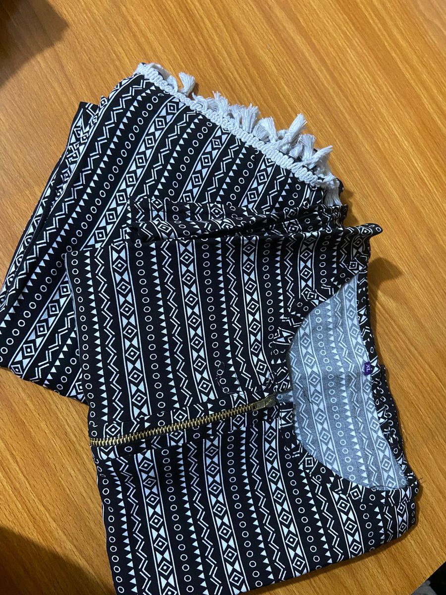 HauwaLau's tweet photo. I beg you in the name of god don’t pass without retweeting my hustle please 🥹🙏🏽
      ✨NEW EGYPTIAN GOWNS ✨

Price: 14k 
Location: kaduna 
WhatsApp: 09125182179 https://t.co/ZEFDR94M0S