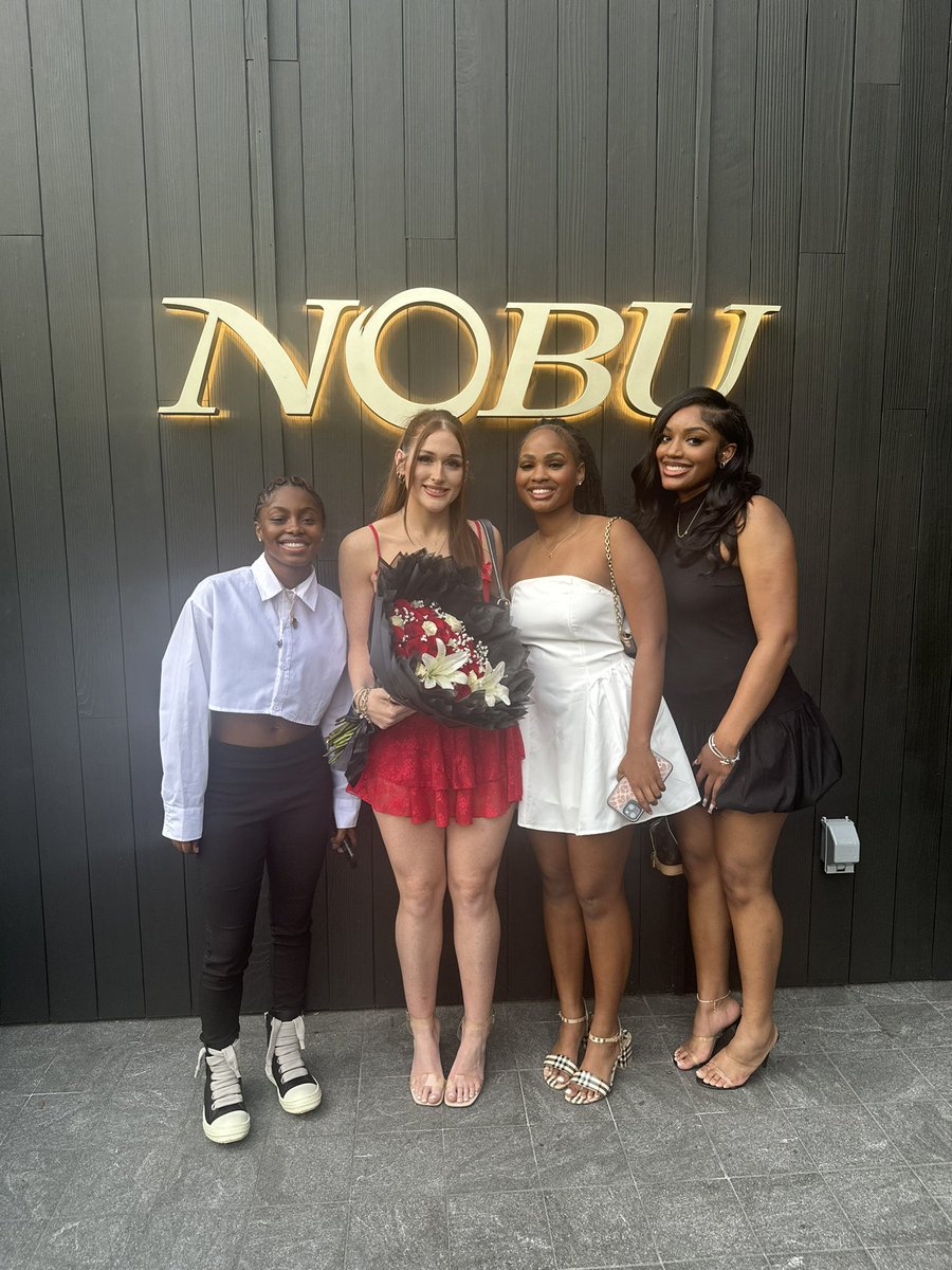 Celebrating 18 years last night  at Nobu in Atlanta. 🎂🎁🎂🎁   🐝🐝🐝🐝 Next up…