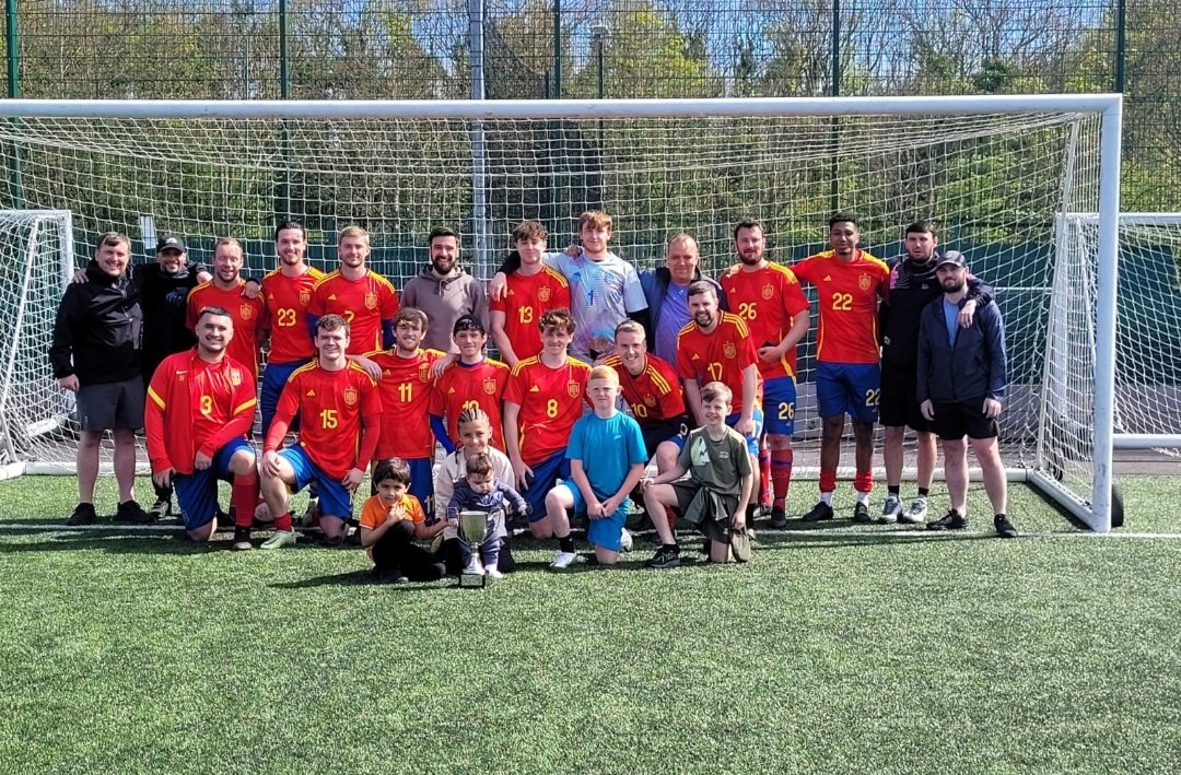 Merseyrail Business Houses League (@businesshouses2) on Twitter photo Congratulations to <a href="/thecrownfc2/">The Crown FC</a> our Challenge Cup Winners ๐
1-1 after 90 minutes.
Victorious in the penalty shoot out.
Well done to all involved at the club. Enjoy your day!! Congratulations to <a href="/thecrownfc2/">The Crown FC</a> our Challenge Cup Winners ๐
1-1 after 90 minutes.
Victorious in the penalty shoot out.
Well done to all involved at the club. Enjoy your day!!