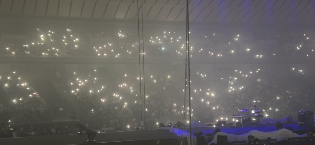 Teleの演出 感無量…
今日だけは何もかも残像のせいにしよう
リュックと対バン待ってま~す･*･:≡(　ε:)