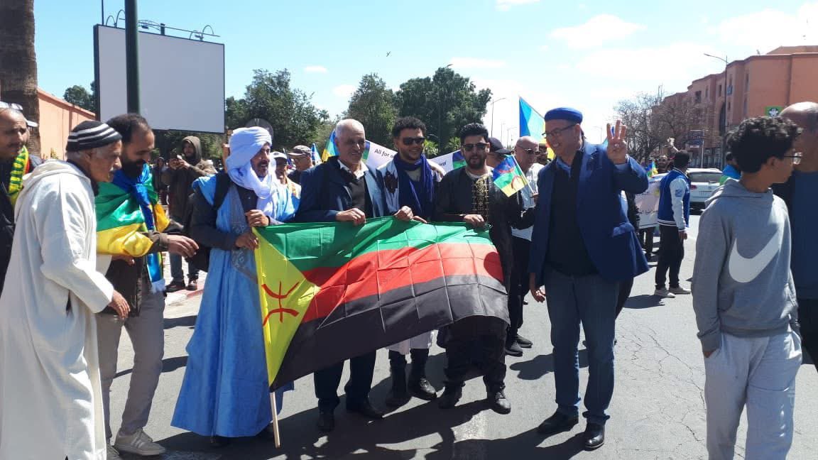 EhyaHattay68217's tweet photo. Nos frères Amazighs ￼ de la république sœur du Maroc sont sortis massivement pour dire stop aux exactions commises si les populations civiles dans l’azawad. https://t.co/fRrHAzB8p0