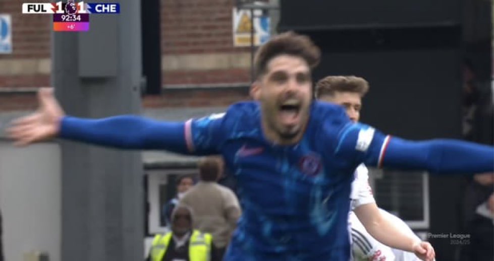THIS IS CHELSEA FOOTBALL CLUB!!!!! 

Chelsea fans gather here! Drop 💙💙 let’s follow each other asap!!!! Follow me toooo
