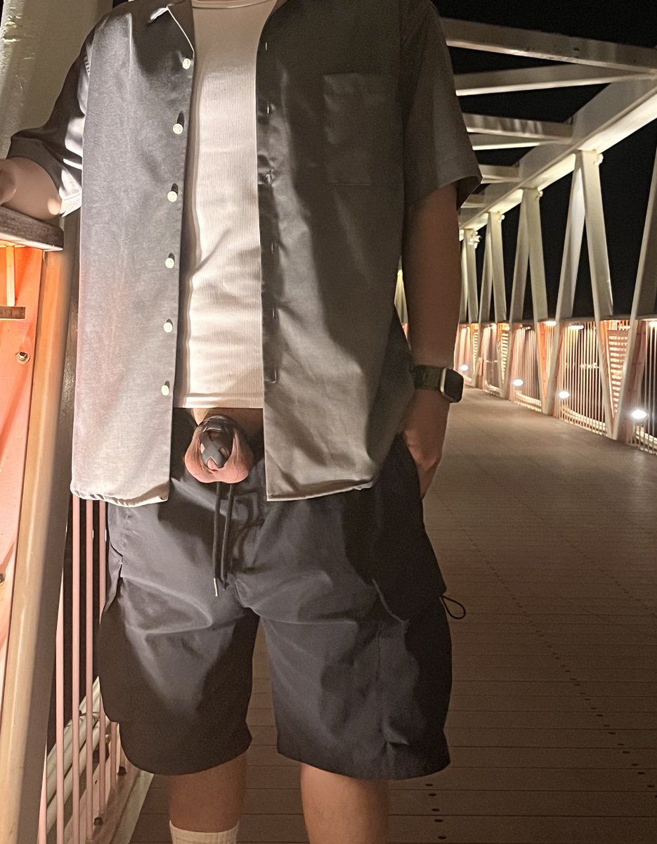 發情期+求偶季的到來，
恨不得跟全世界說：
「我想談戀愛了」

📷/<a href="/justAplease543/">A</a>