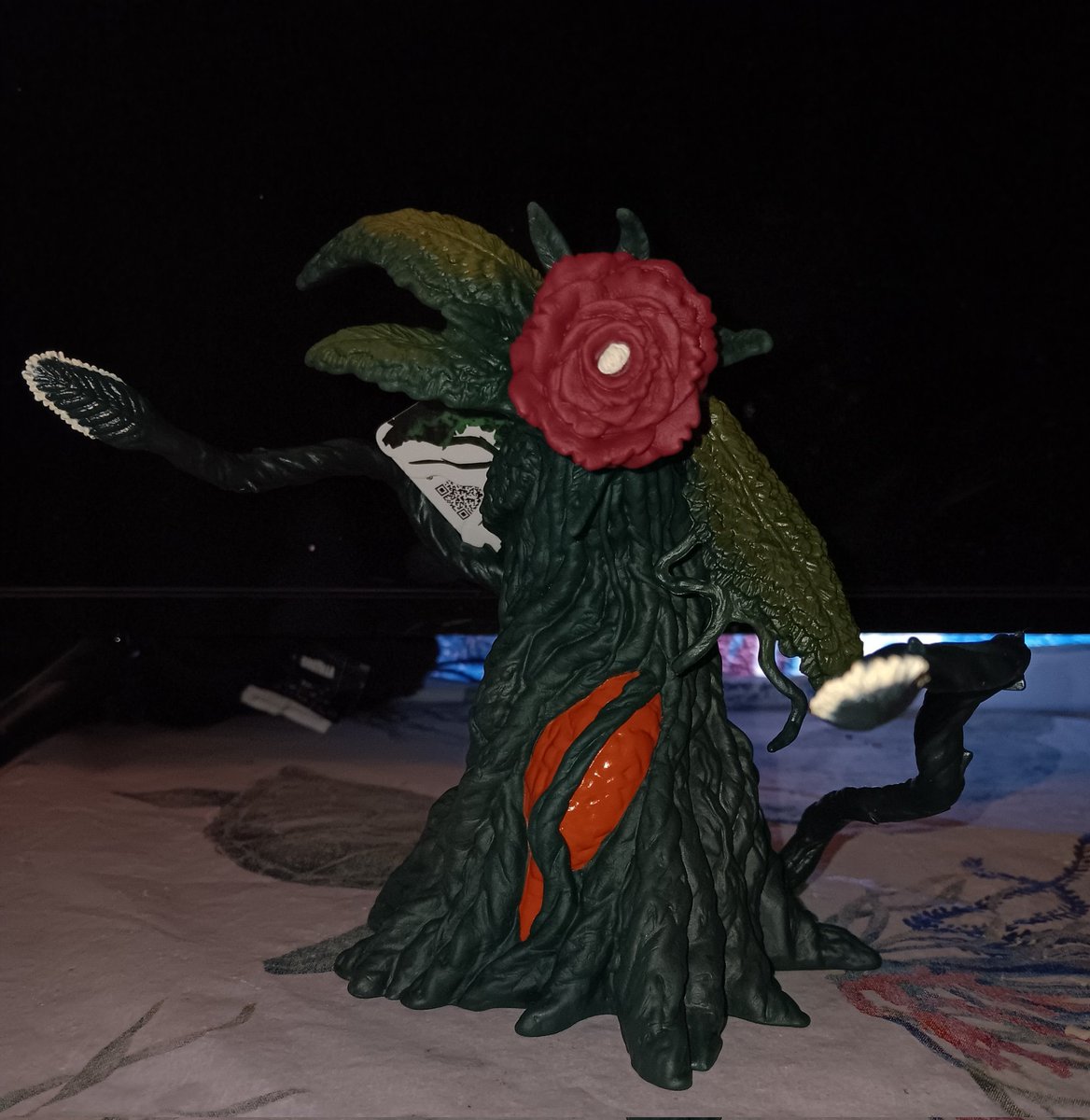 GojiRokk's tweet photo. 🌹 #Biollante #RoseForm https://t.co/9SlUoZ2JNq