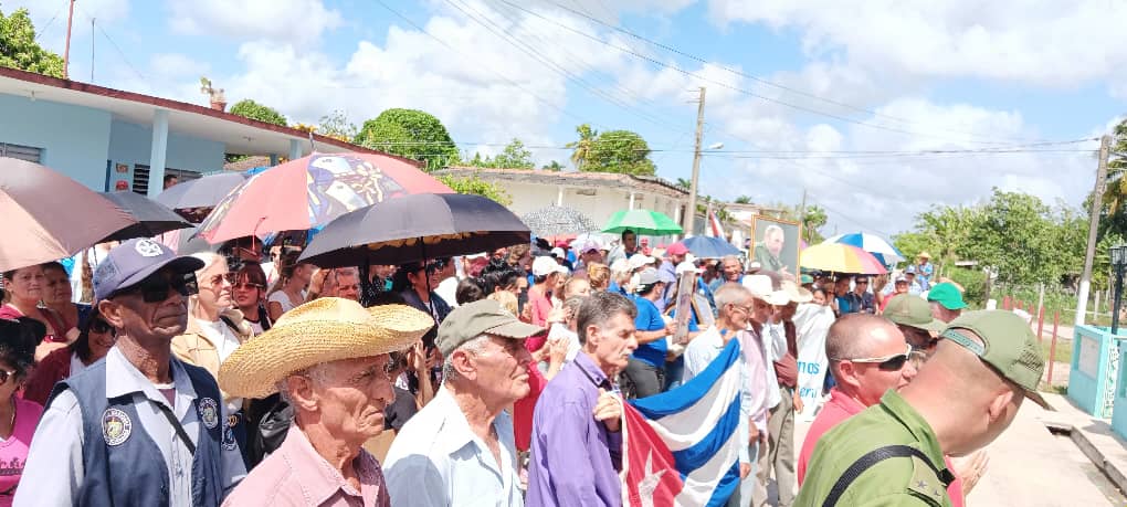 CTC_ProvinciaSS's tweet photo. Festeja #Venegas en #Yaguajay el Día Internacional de los Trabajadores.
#PorCubaJuntosCreamos
#1Mayo
#SanctiSpíritusEnMarcha
@CubaCentral
@UlisesGuilarte
@EkaterinaGowen https://t.co/zA7vJBBHUz