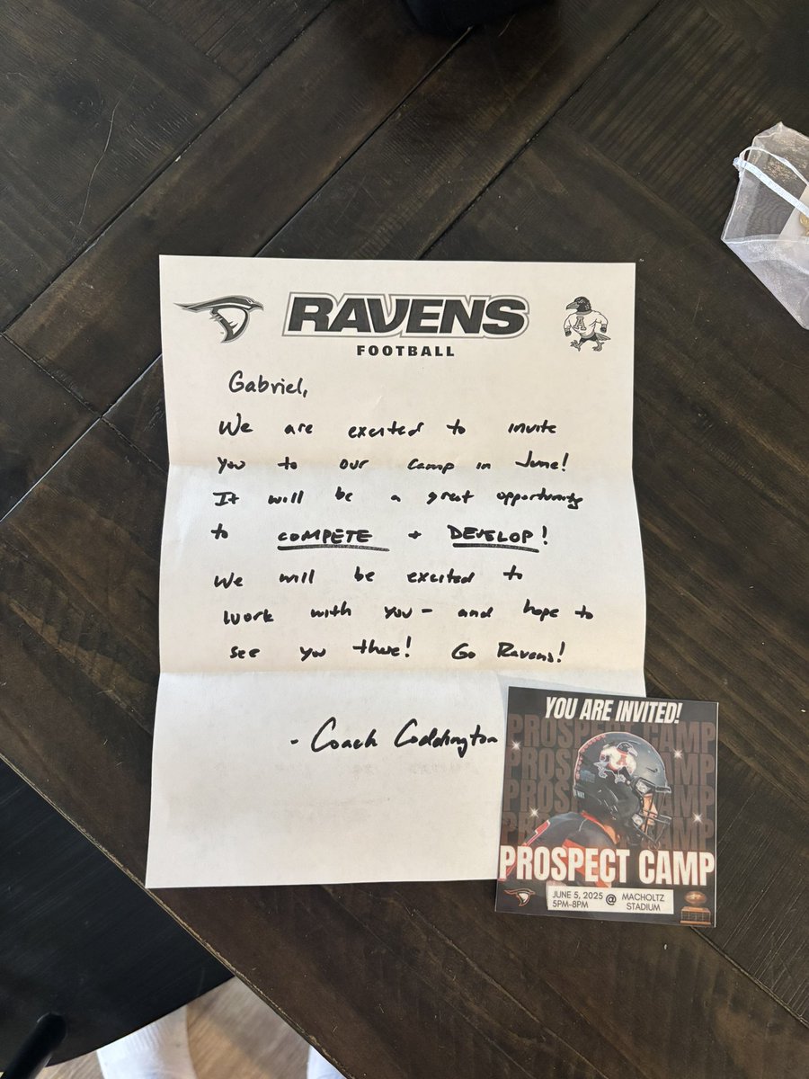 Gabe Vieck (@tgvieck) on Twitter photo New camp invite! Thank you <a href="/AUFootball__/">Anderson University Football</a> and staff!
<a href="/coach_codd/">Jonathan Coddington</a> <a href="/CoachWilliamsAU/">Coach Joe Williams</a> New camp invite! Thank you <a href="/AUFootball__/">Anderson University Football</a> and staff!
<a href="/coach_codd/">Jonathan Coddington</a> <a href="/CoachWilliamsAU/">Coach Joe Williams</a>