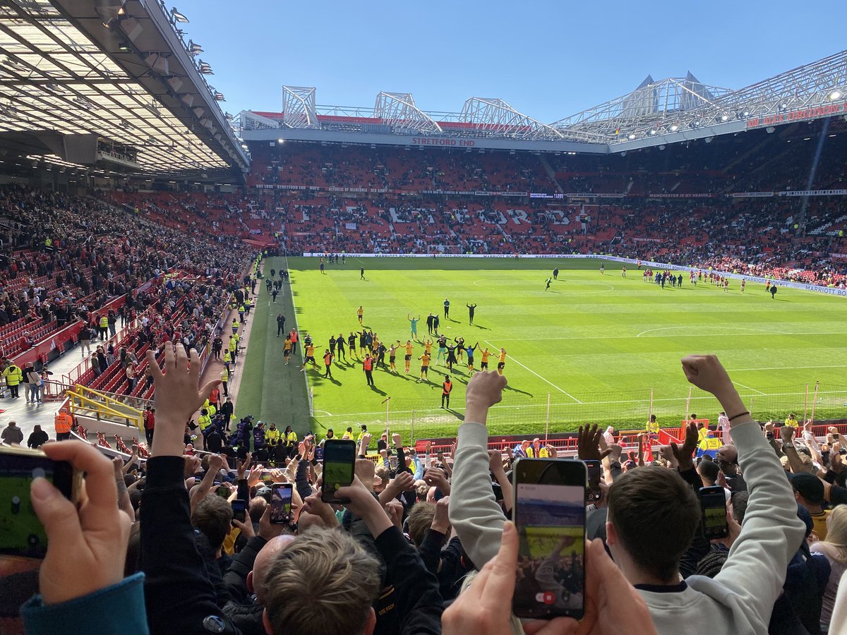 Matt ๐บ โฃ โข (@southbankmatt) on Twitter photo โFirst the points, then the pints.โ
๐บ๐บ โFirst the points, then the pints.โ
๐บ๐บ