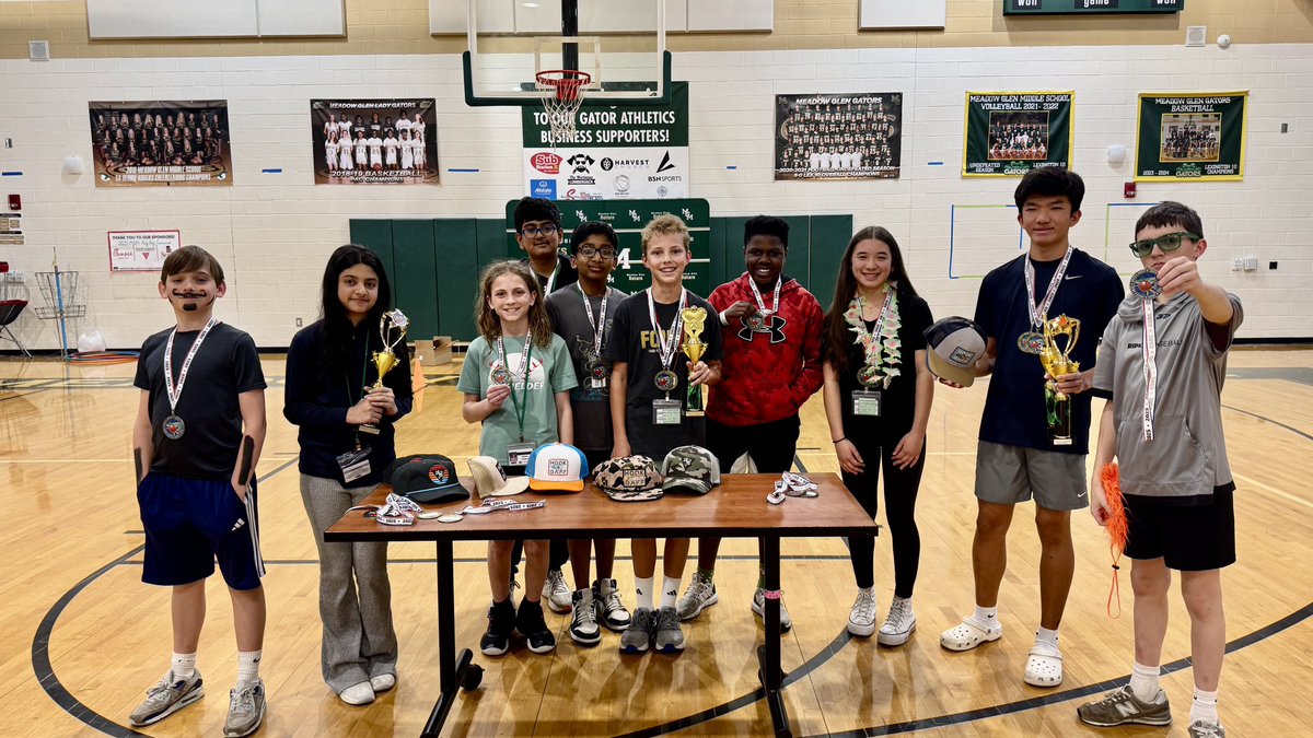 NLukity's tweet photo. The MGM Chinese Club Ping-Pong Tournament was a blast! 🏓 Students and staff had so much fun 😄 and showed amazing team spirit 🤝 throughout the event! @mgmgators @LOWLT https://t.co/DAjXpibsHu