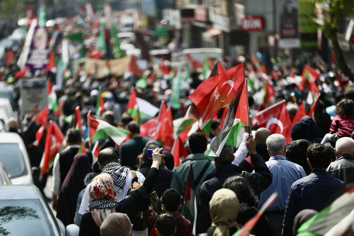 Unutturulmak istenen bir davayı, karartılmak istenen hakikati,  tüm sessizliklere rağmen haykırmaya devam edeceğiz!🇹🇷🇵🇸