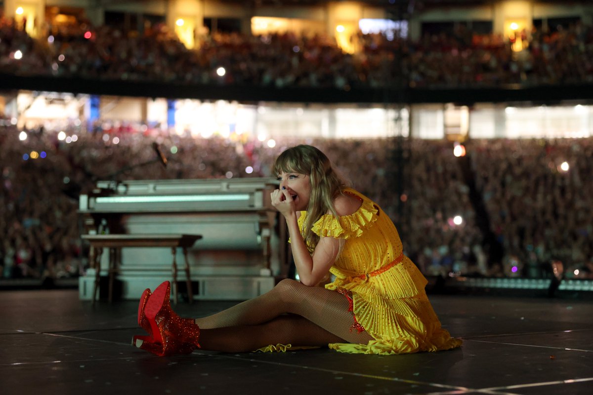 Taylor Swift in 4k tweet media