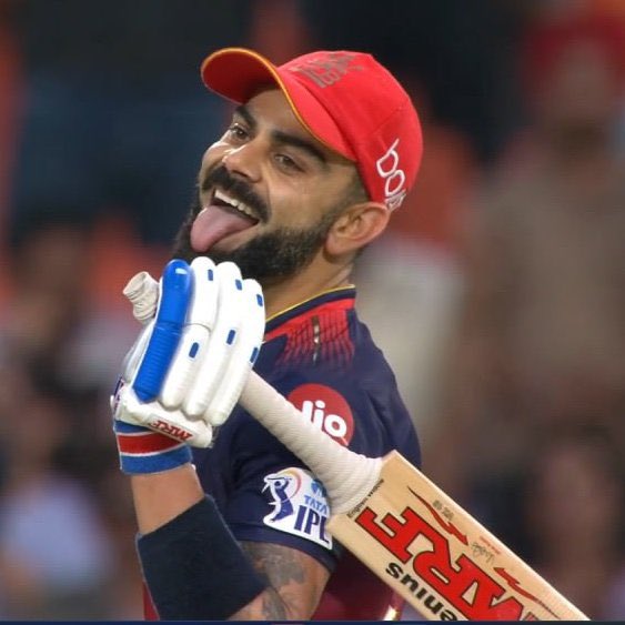 Satish26India's tweet photo. Virat Kohli is the vibes 😍
#RCBvPBKS #PBKSvsRCB #MIvCSK #CSKvMI #MIvsCSK #CSKvsMI #IPL2025 #SimpleHomeMadeRecipes #ViratKohli𓃵 #devduttpaddikal Devdutt Paddikal| Ravindra Jadeja| Ayush Mhatre| Shreyas Iyer #SupremeCourt https://t.co/or8wVHdCOE