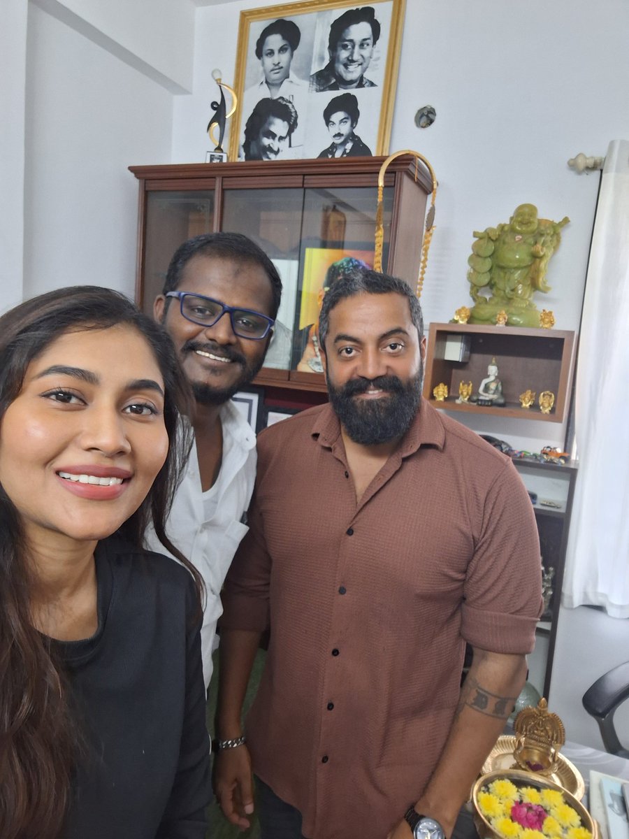 imMonicaOff's tweet photo. Welcome on Board @robertmaster RIP Movie 
#monicaselena #sadhanadar #robert #rip #ripmovie #ladydirector #directormonicaselena #horror #tamilcinema https://t.co/Izz4PHQRrK