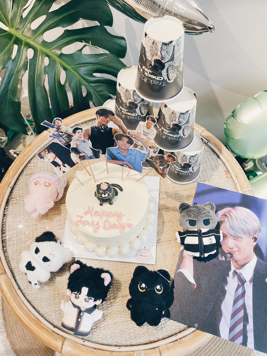 babybreathftme's tweet photo. HB Rockstar Jay๐ธ๐๐โโฌ!
#CheckYes_Jay https://t.co/zY973tJD9D