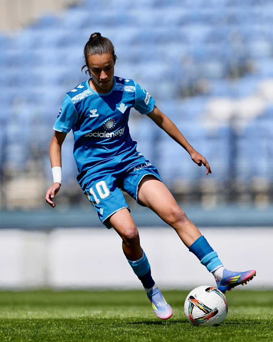 Rosa Márquez, One Club Woman 

#LigaF | #RealMadridRealBetis