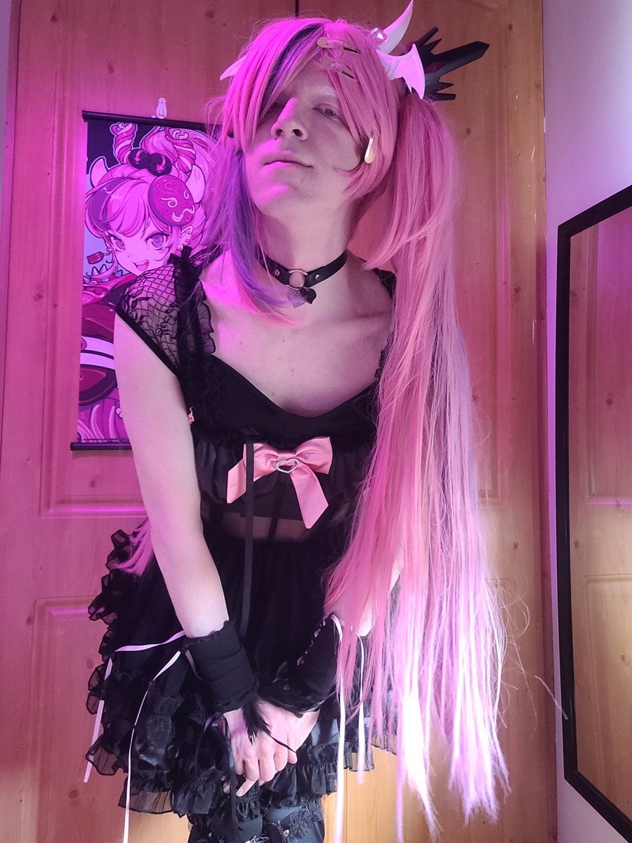 savepoint_cafe's tweet image. My @ironmouse Cosplay photoset!
These were some of the pics I was happiest with, I do need to improve a lot though 🫠
Thank you Mouse for being the most inspirational little gremolin around!😈💖
#saytonplay #ironmouseart #Ironmouse #cosplay #Vtuber #vshojo