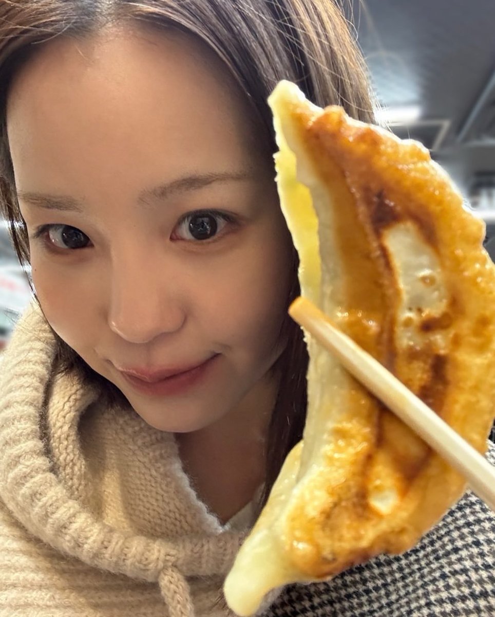 りる. tweet media