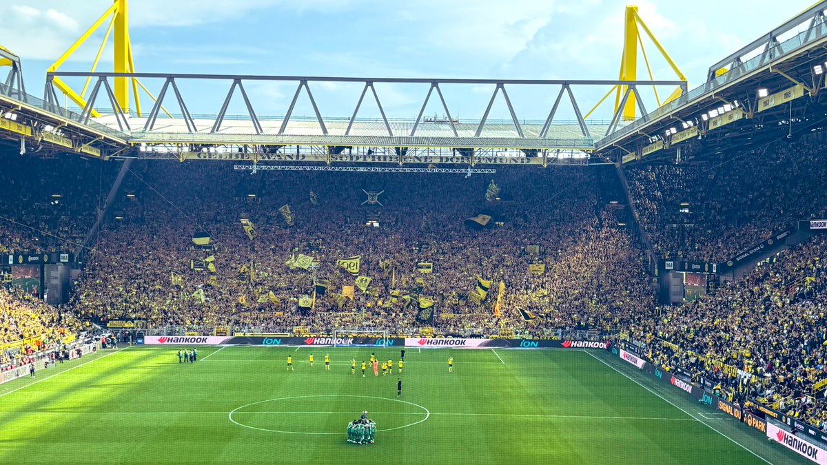 Jungs gebt alles für einen Sieg  <a href="/BVB/">Borussia Dortmund</a> 💪💛
#BVB #BVBBMG