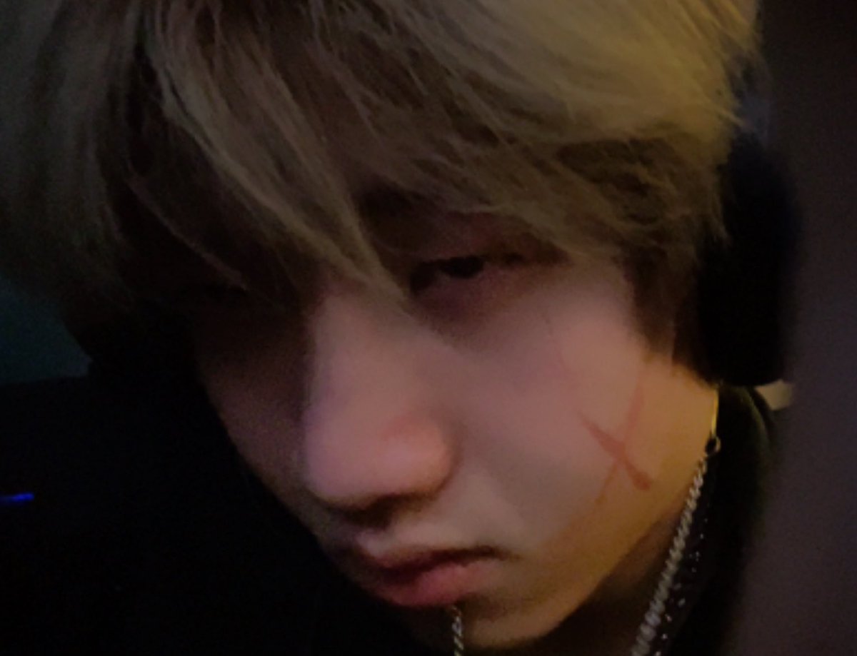 X_SMINIkill's tweet photo. I love you guys https://t.co/ibhi40hQ2h