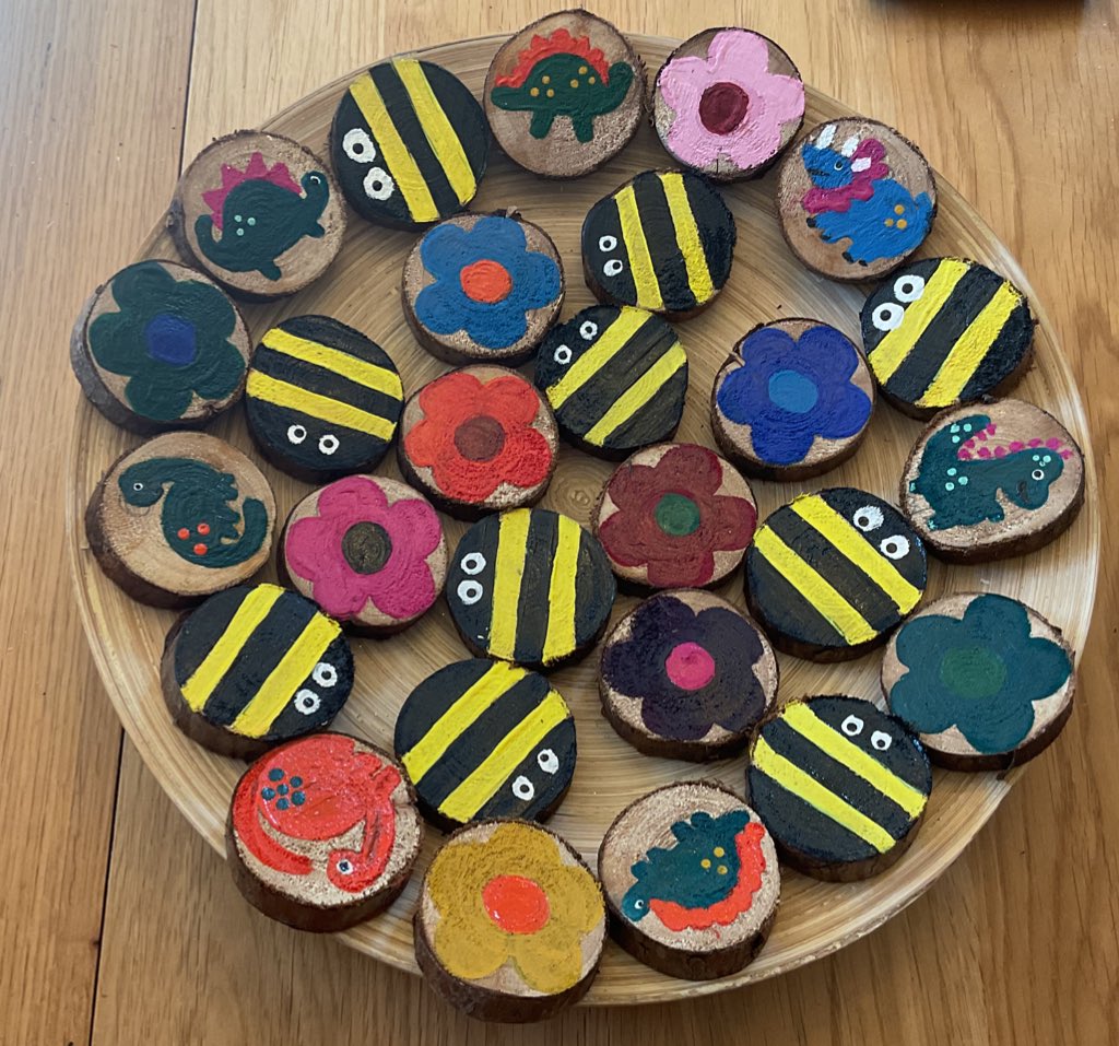 Lg025's tweet photo. Kept myself out of mischief while my husband went off cycling. The log slicer came out and I made some fossils and eggs to dig up  outside next week. 🦕 🦖 https://t.co/vKubtww3gV