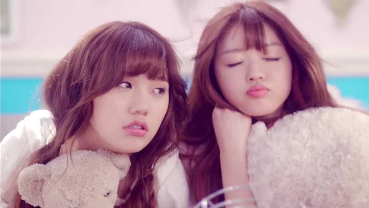PopBase's tweet photo. 10 years ago today, OH MY GIRL debuted with ‘Cupid.’ https://t.co/Z3rLtOcG50